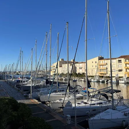 Apartment Pres Port Et Plage, Calme, Commerces A 100m, Animaux Acceptes - Fr-1-702-44 Agde
