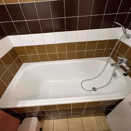 Apartment Calme Proche Et Commerces, Animaux Admis - Fr-1-702-44 *